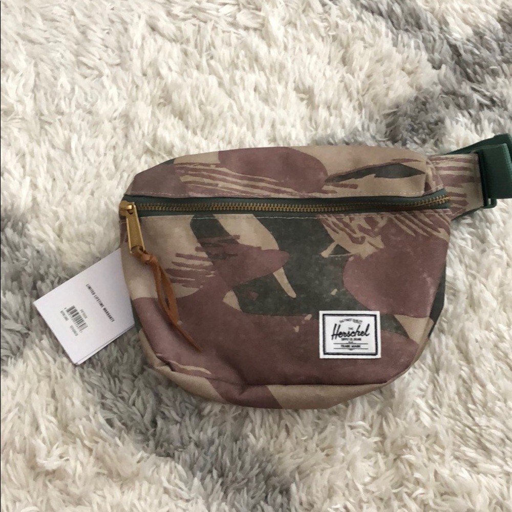Herschel fanny pack